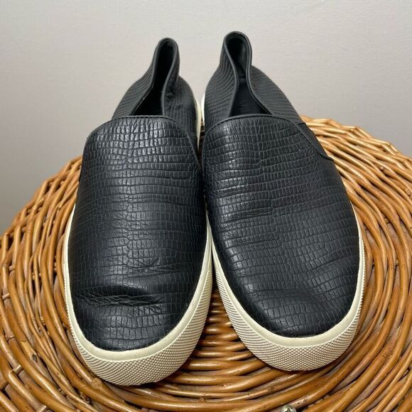 Vince Women's Slip-On‎ Loafers Shoes Size 6.5 Leather Black Snake Print - Picture 5 of 7